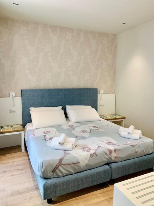 Alex Charme Central Apartments - Corso Umberto Таормина Екстериор снимка